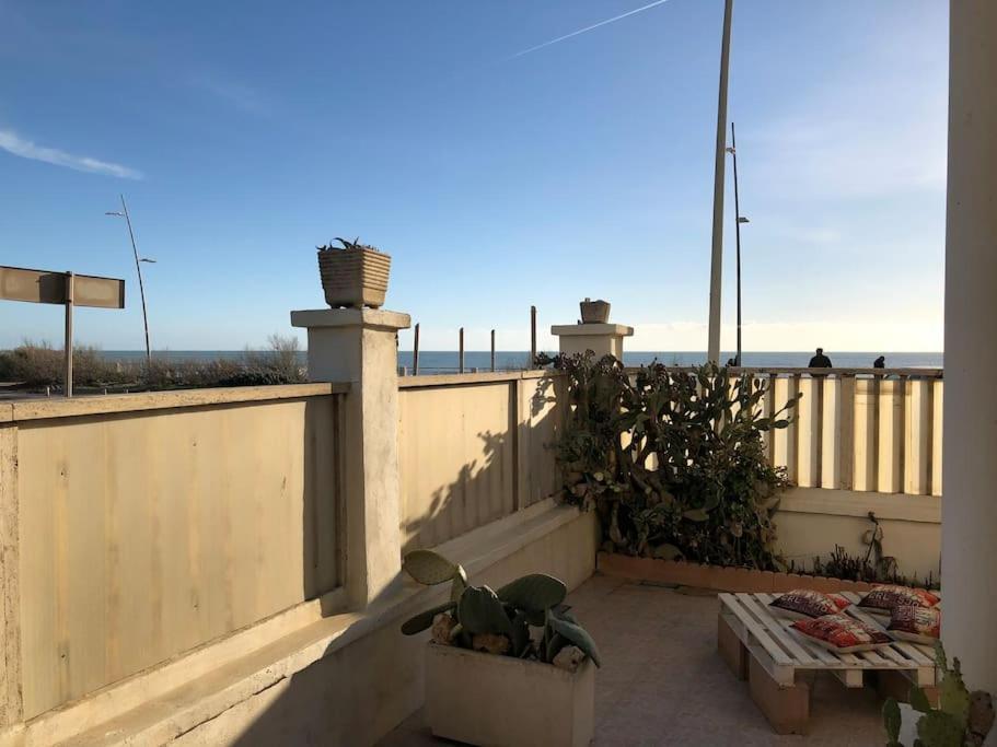 Apartament Domus Anna Lido di Ostia Zewnętrze zdjęcie